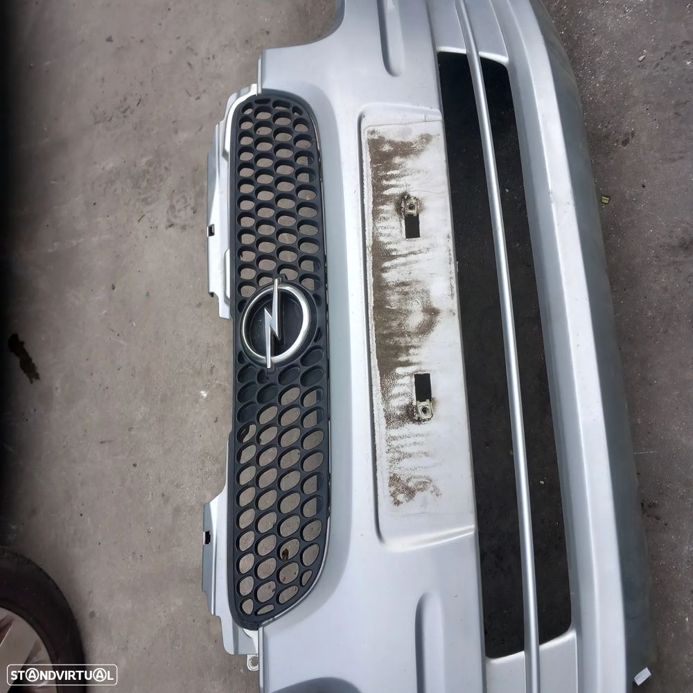 Para-choques da frente Opel agila - 2