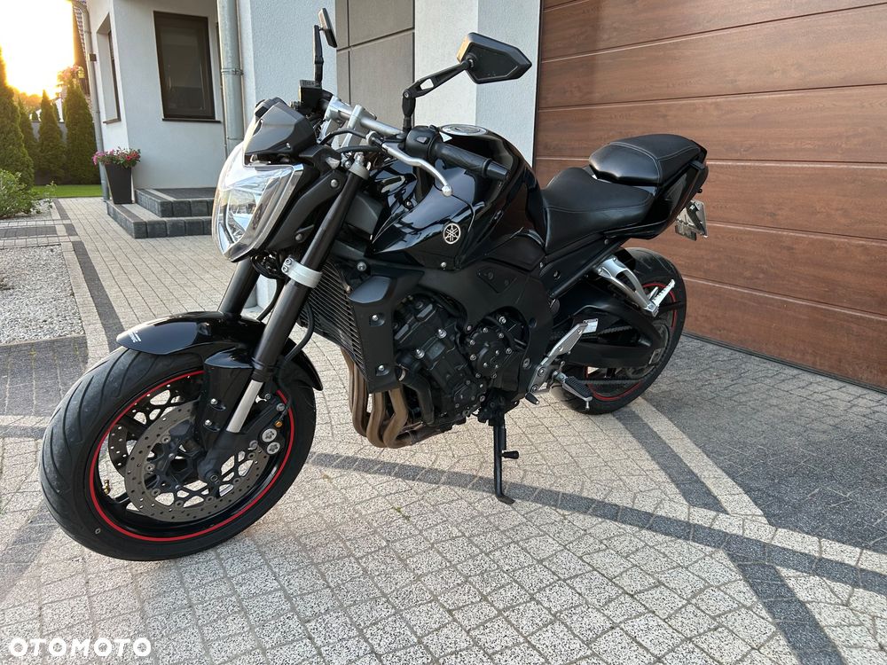 Yamaha FZ - 9