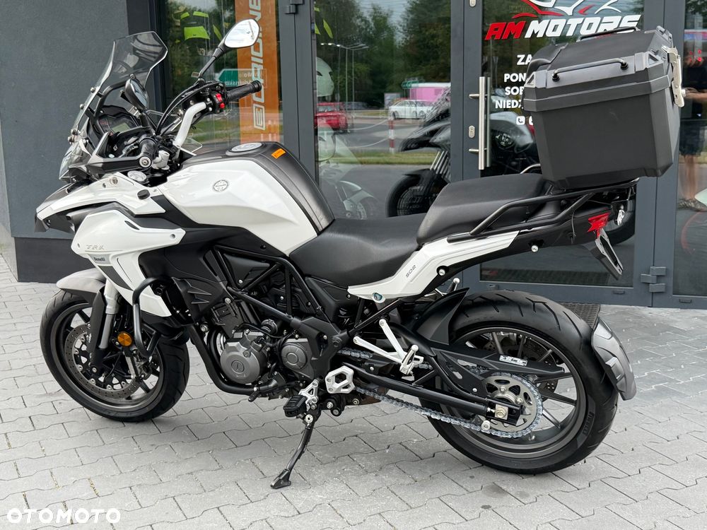 Benelli TRK 502 - 28