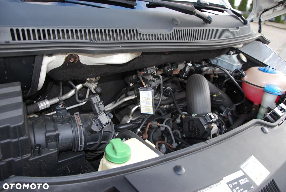 Volkswagen Transporter - 8