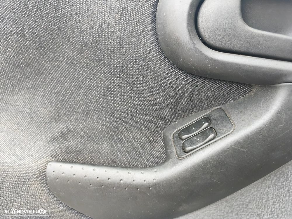 Opel Corsa 1.2 16V Confort - 6