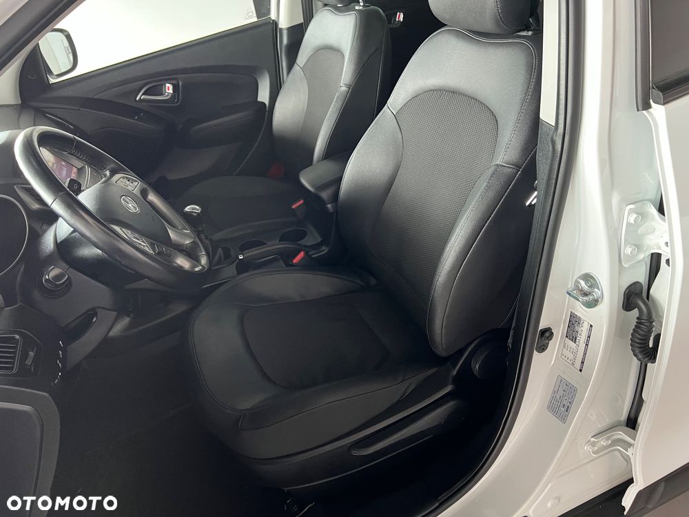 Hyundai ix35 - 12