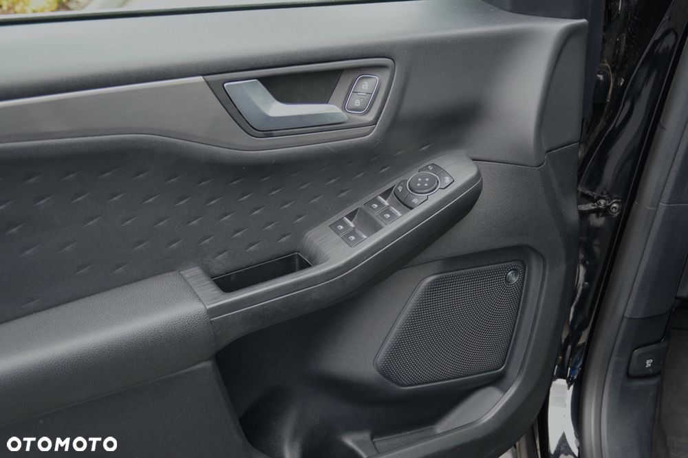 Ford Kuga 2.0 EcoBlue 4x4 TITANIUM - 27