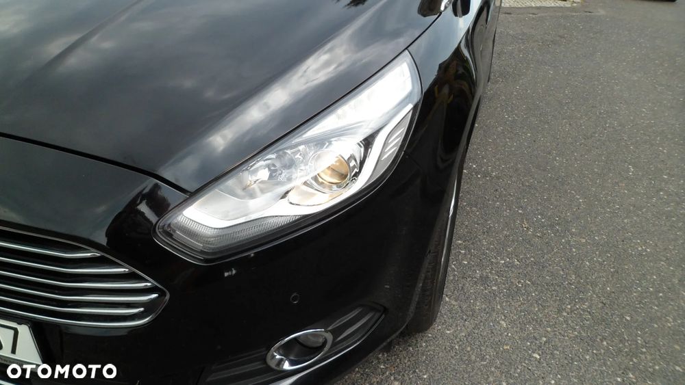 Ford S-Max 2.0 TDCi Titanium - 21