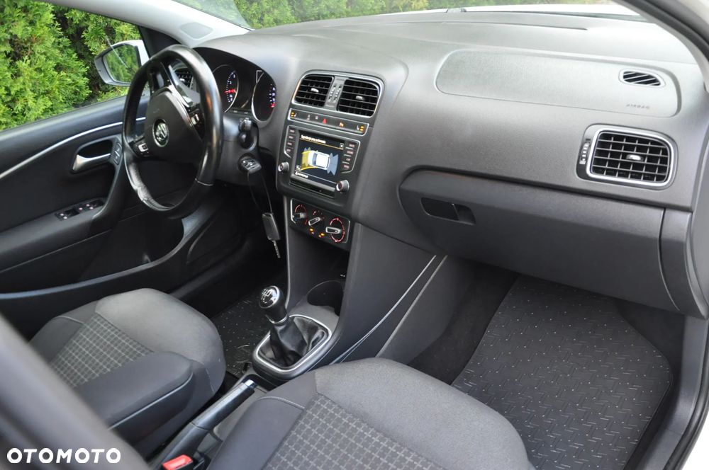 Volkswagen Polo 1.2 TSI BMT Comfortline - 9