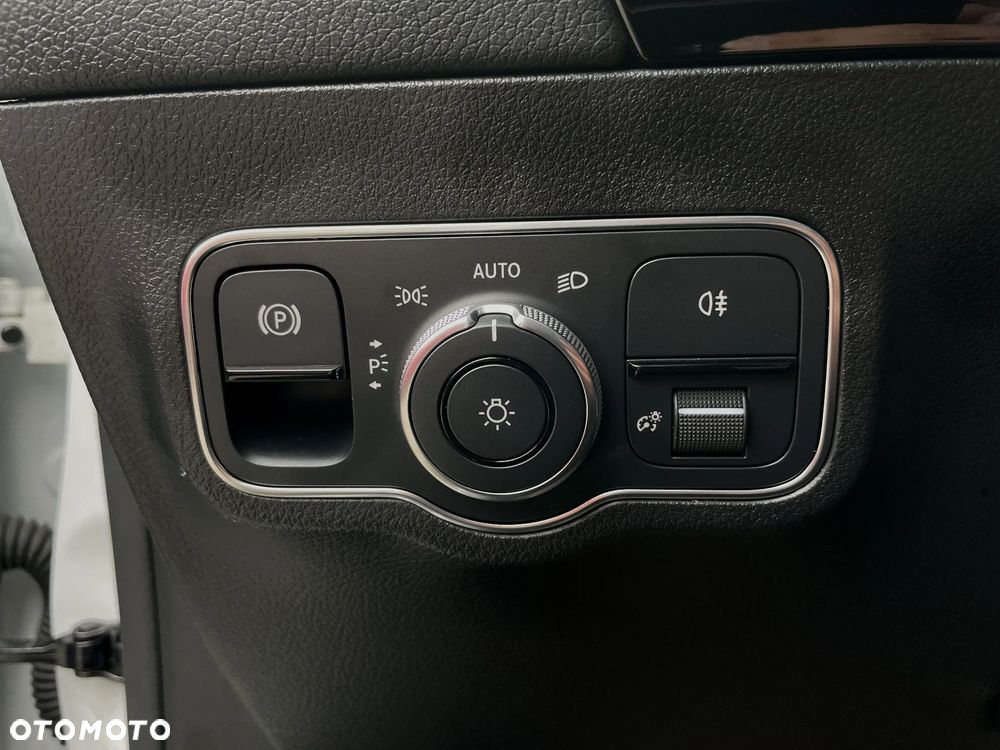 Mercedes-Benz GLA 250 AMG Line - 34