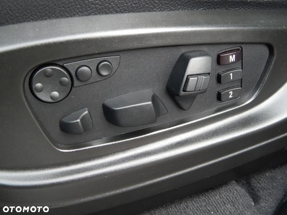 BMW X6 xDrive30d - 15