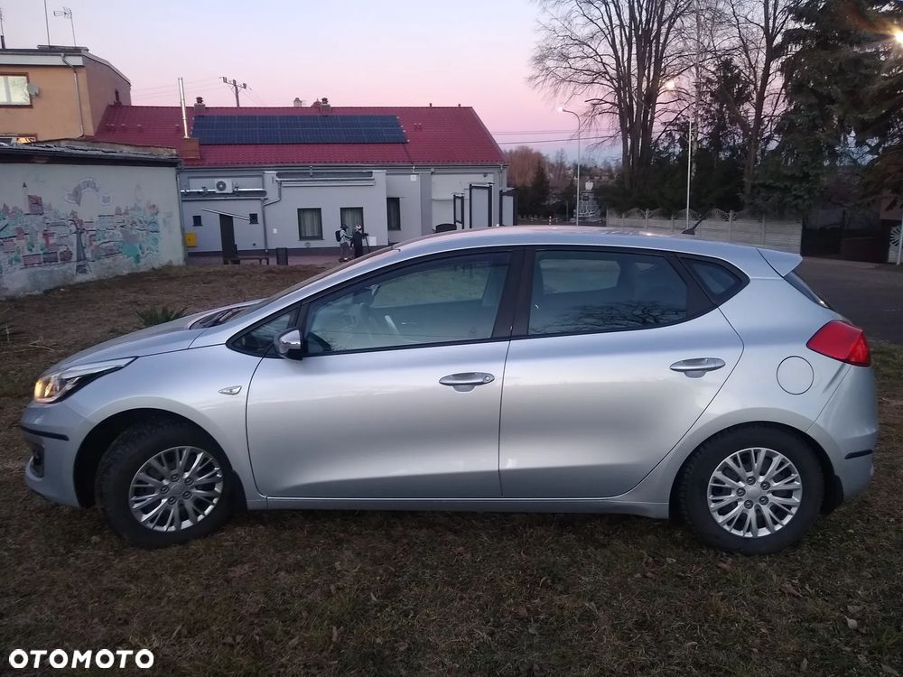 Kia Ceed - 3