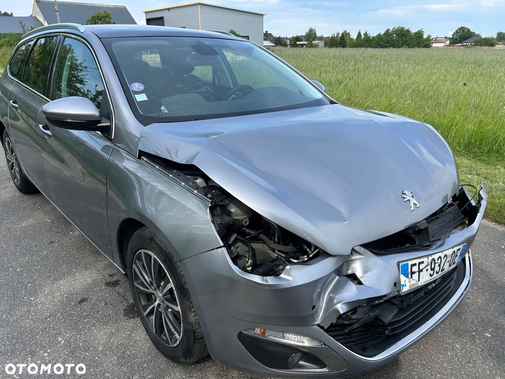 Peugeot 308 - 4