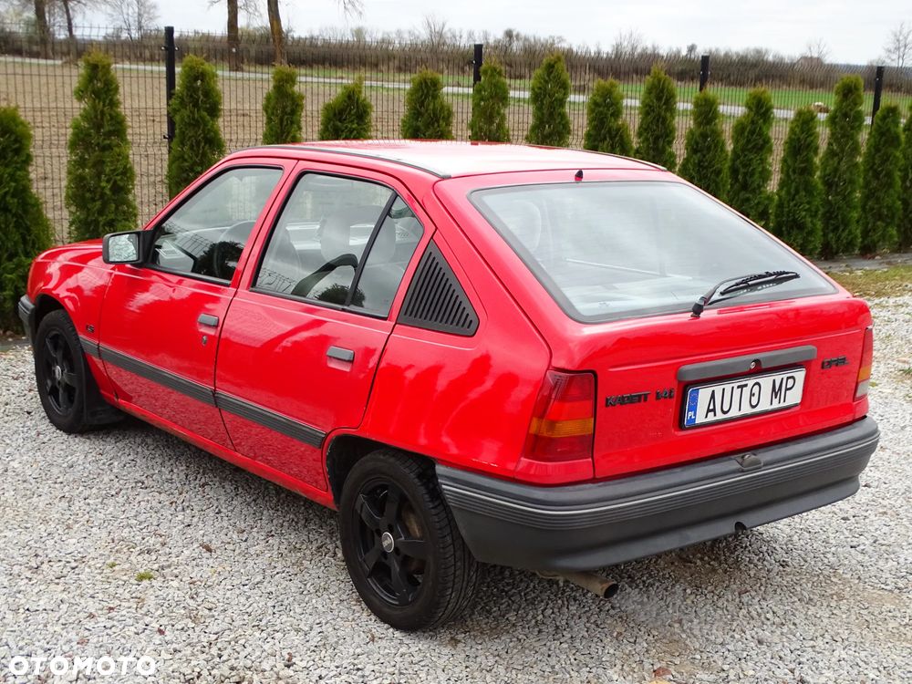 Opel Kadett 1.4 LS - 4
