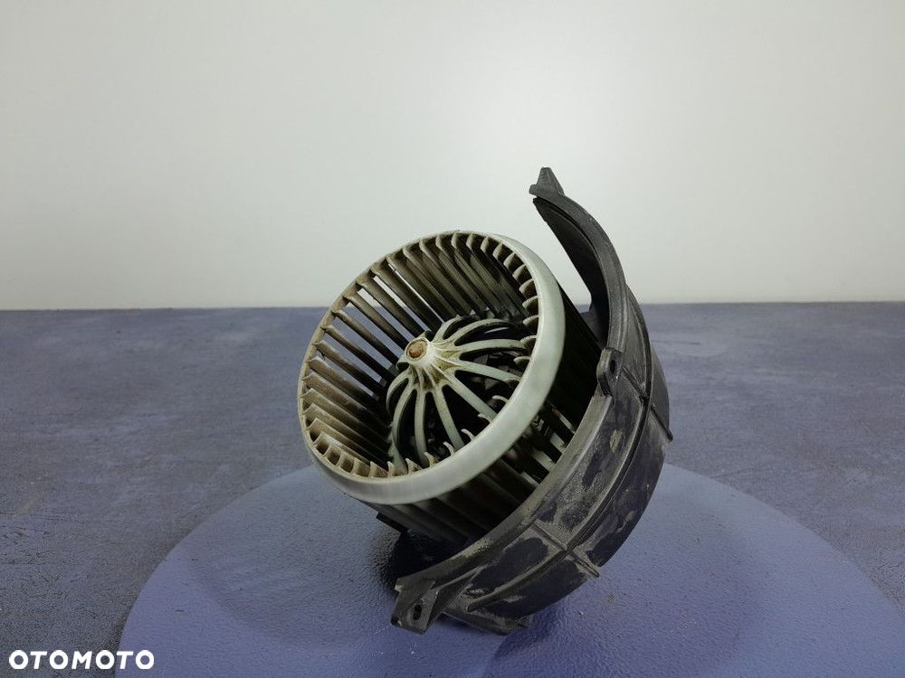 VW AMAROK I DMUCHAWA WENTYLATOR NAGRZEWNICY POWIETRZA - 1