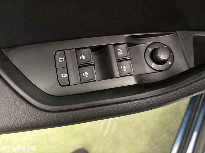 Skoda Superb 2.0 TSI Ambition DSG - 13