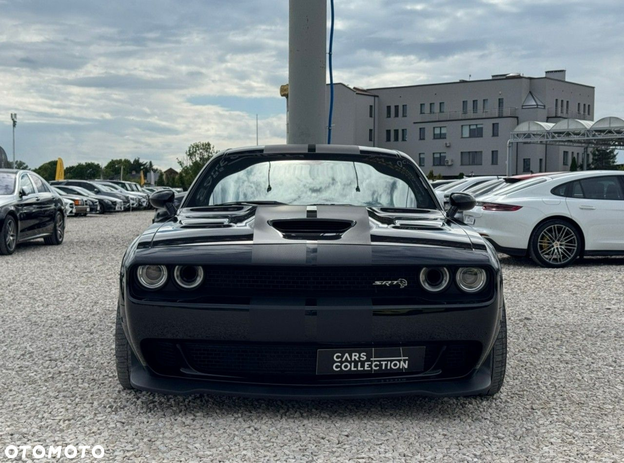 Dodge Challenger - 9