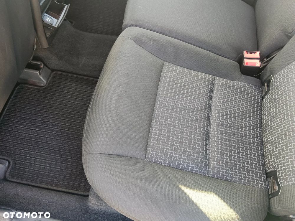 Mercedes-Benz Klasa B 160 BlueEFFICIENCY SPORT EDITION - 18