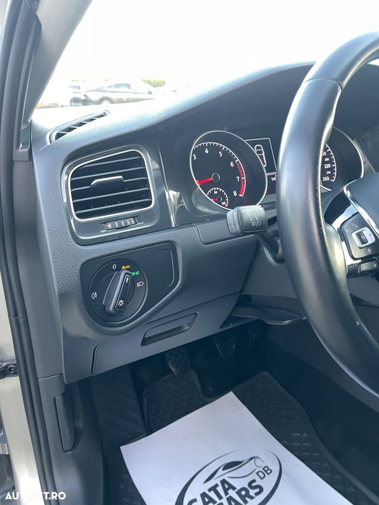 Volkswagen Golf 1.5 TSI BlueMotion ACT Comfortline - 32