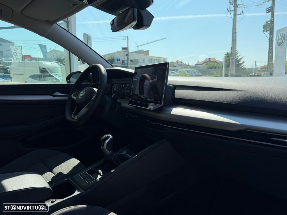 VW Golf 1.5 TSI Urban - 18