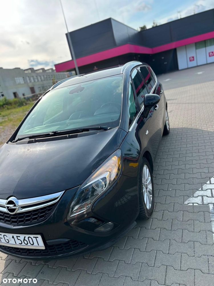 Opel Zafira - 2