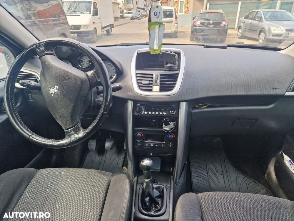 Peugeot 207 1.6E Sport - 3
