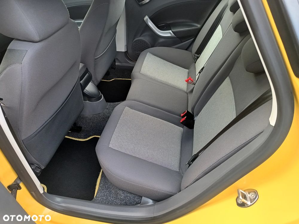 Seat Ibiza 1.6 16V Style - 9