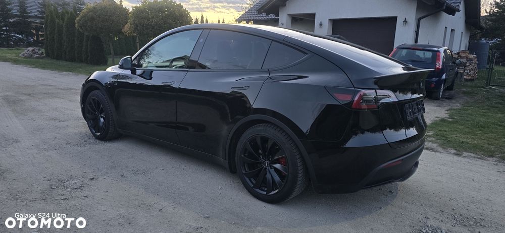 Tesla Model Y Performance Dual Motor AWD - 7
