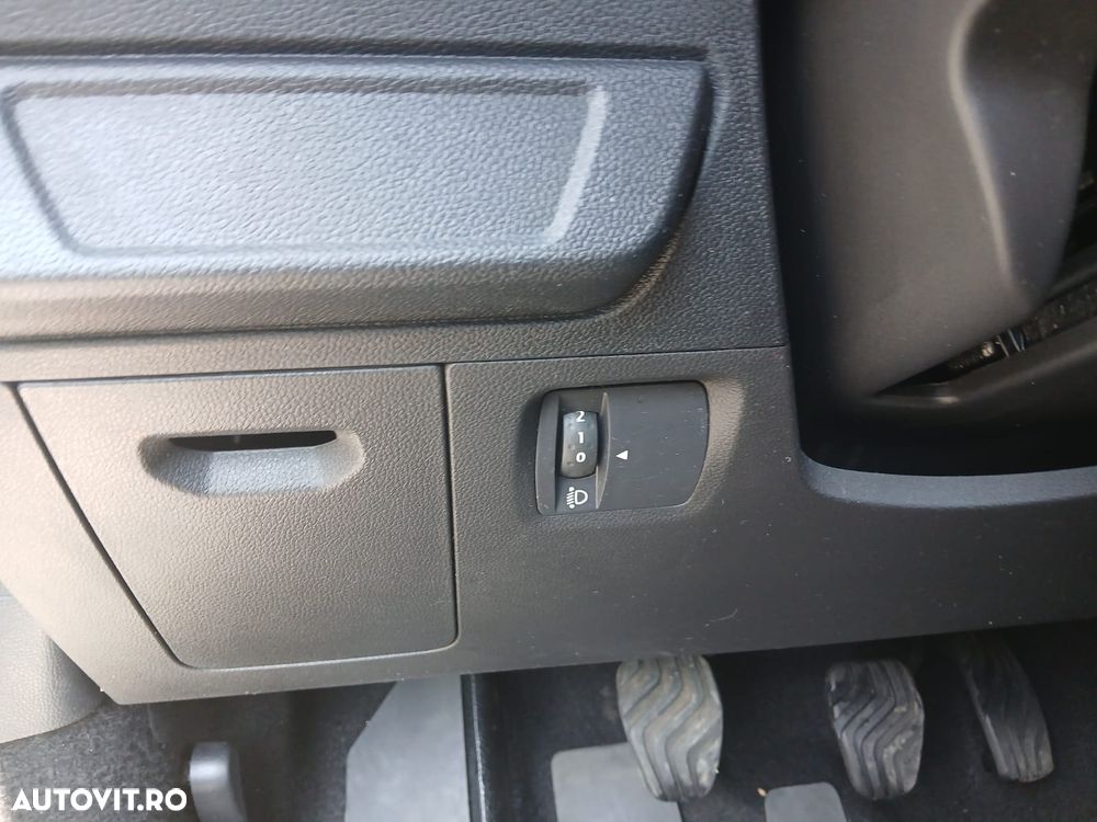 Dacia Sandero TCe 90 MT5 Comfort - 8