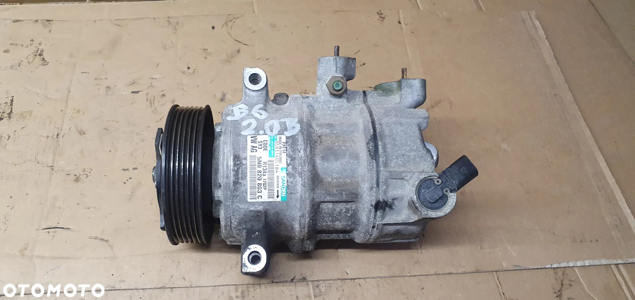 Sprężarka pompa klimatyzacji klimy VW Passat B6 2.0 FSI 5N0820803C - 6