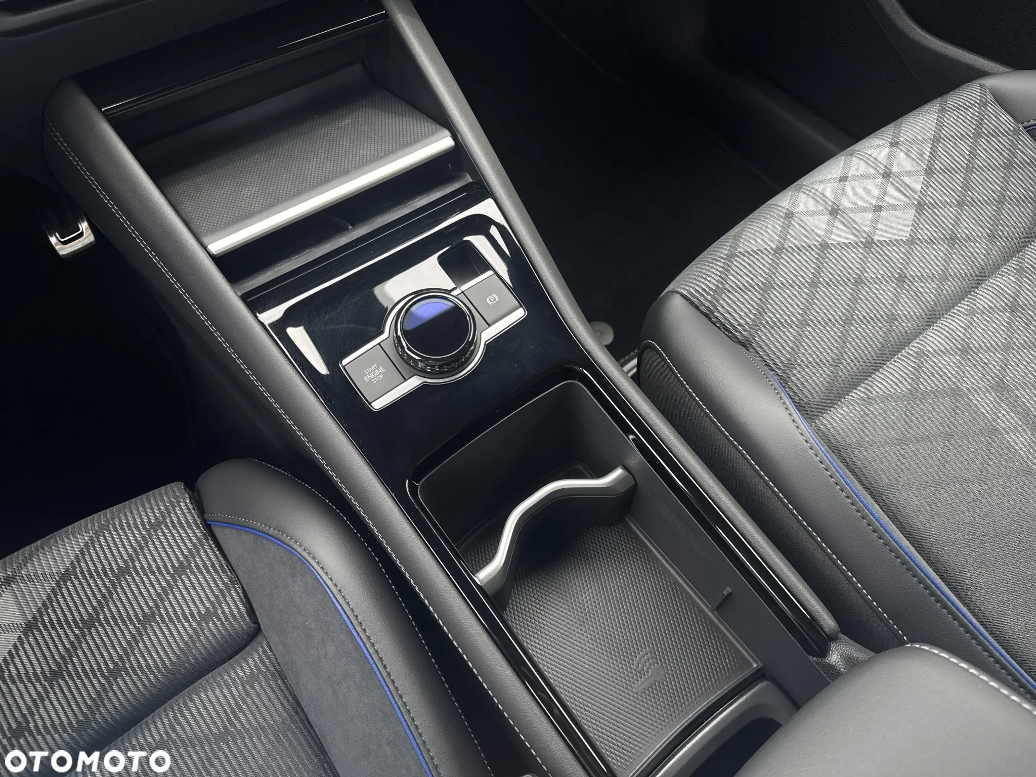 Volkswagen Tayron 2.0 TSI R-Line Plus DSG - 14