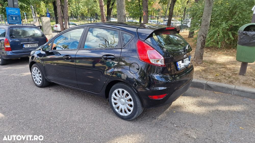 Ford Fiesta - 8
