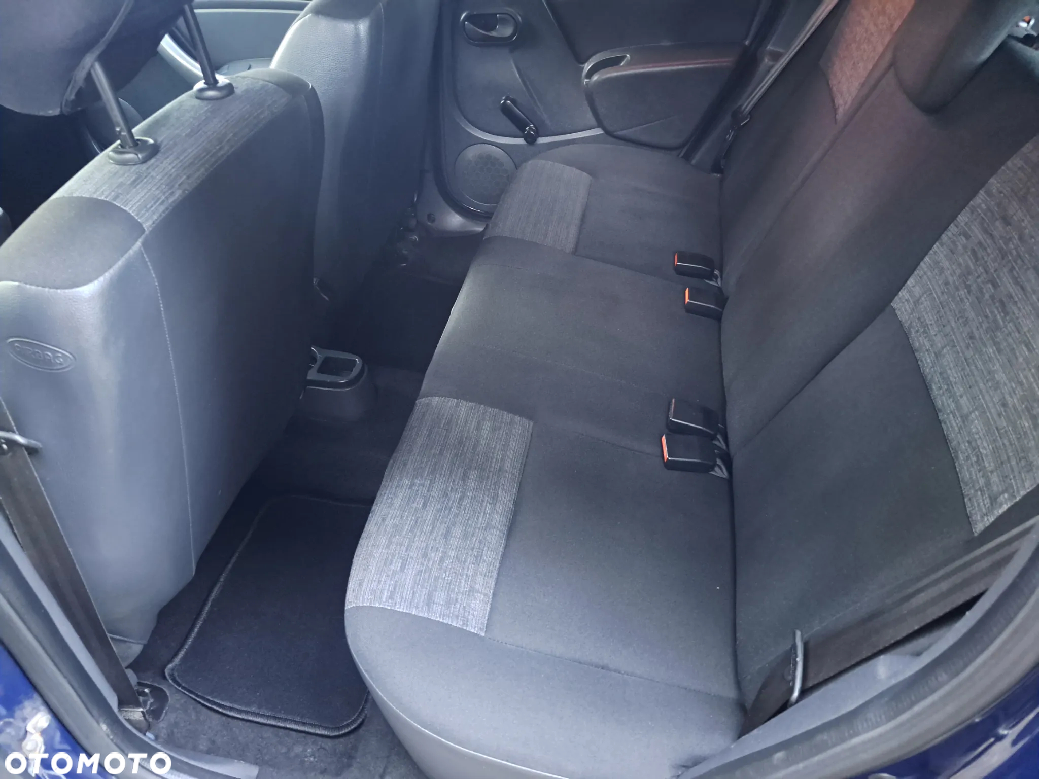 Dacia Duster 1.6 16V 4x2 Laureate - 18