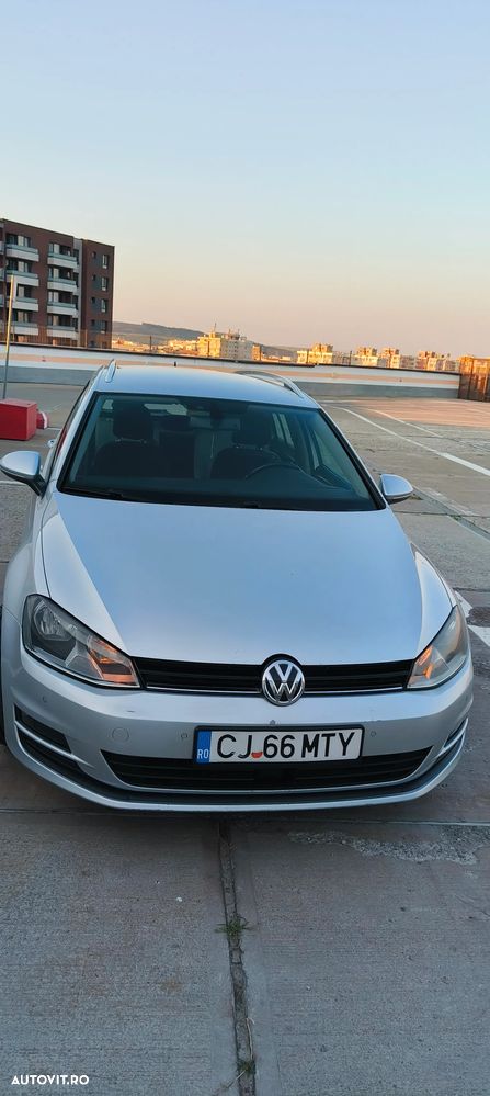 Volkswagen Golf - 3
