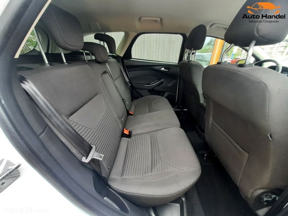 Ford Focus 2.0 TDCi Titanium ASS - 40