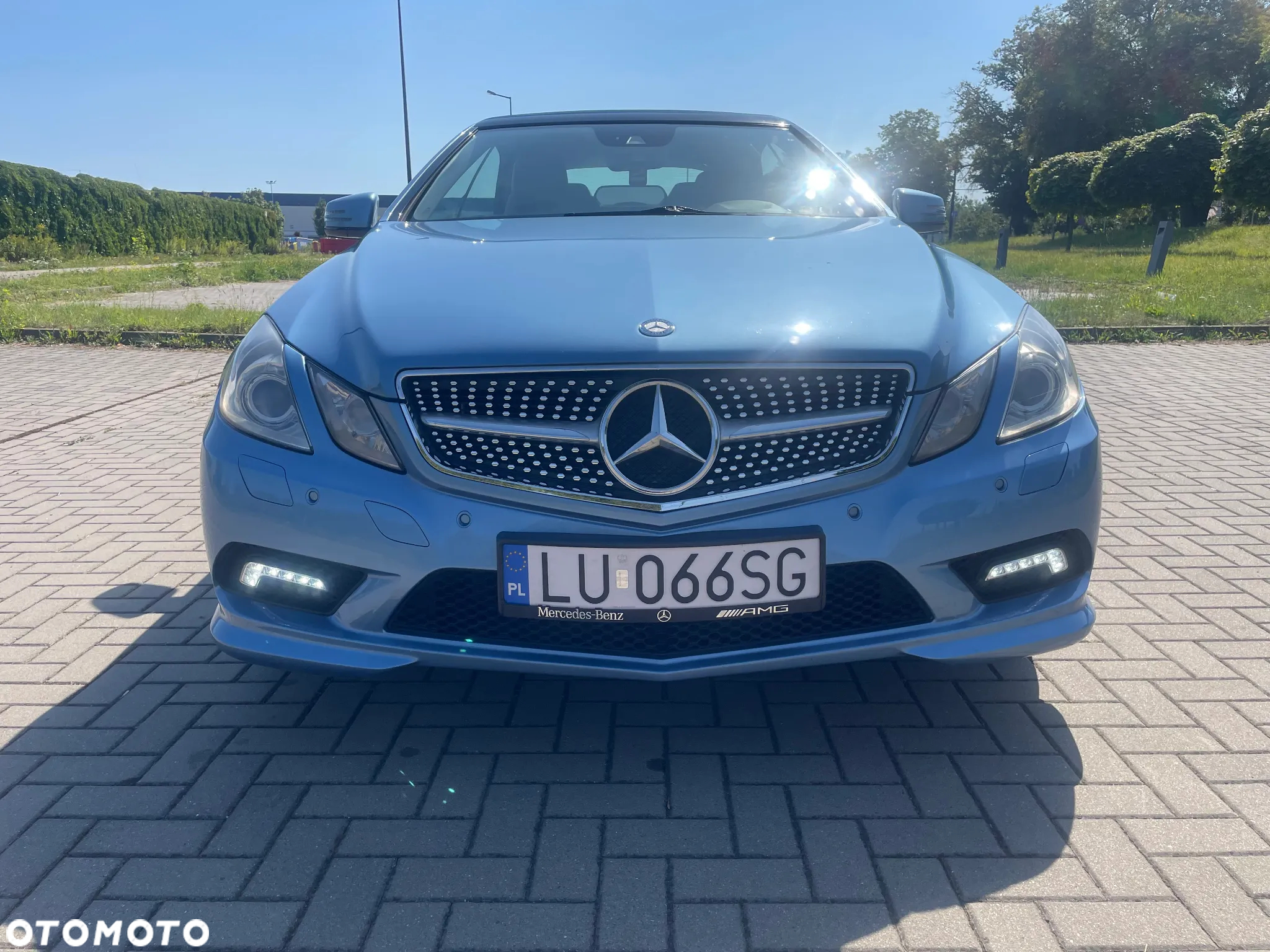 Mercedes-Benz Klasa E 350 CGI Cabrio BlueEFFICIENCY 7G-TRONIC Prime Edition - 4