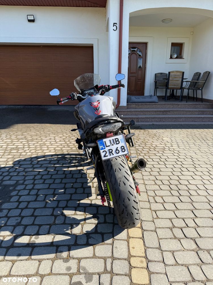 Yamaha MT - 7