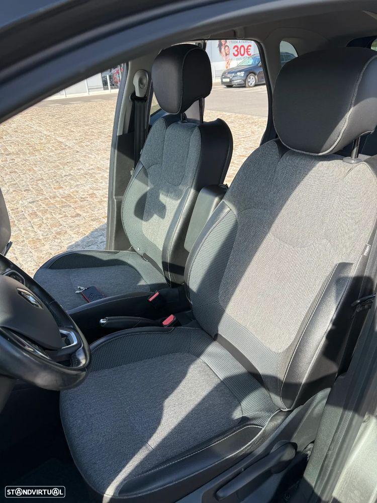 Renault Captur 1.5 dCi Exclusive - 3