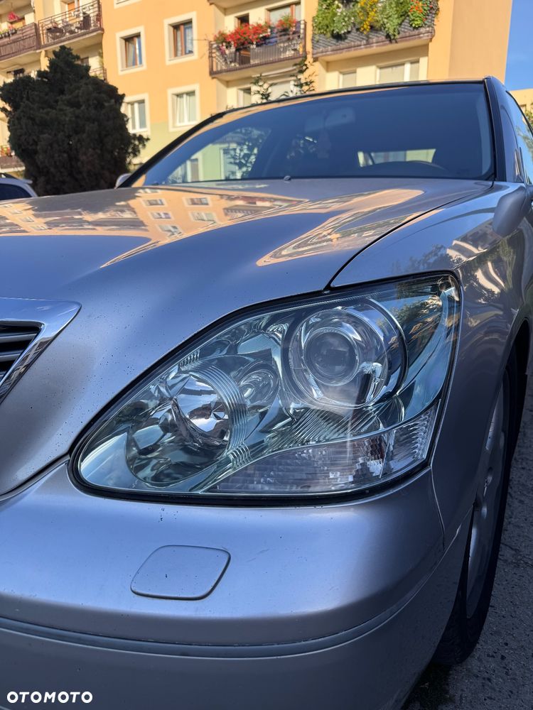 Lexus LS 430 - 21