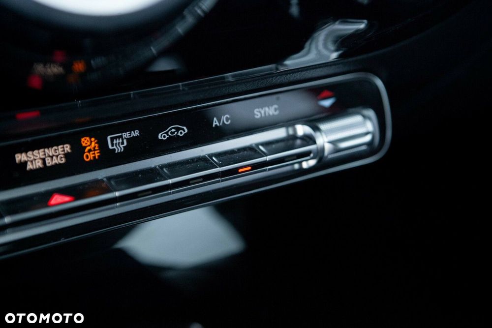 Mercedes-Benz Klasa A 35 AMG 4-Matic 7G-DCT - 34