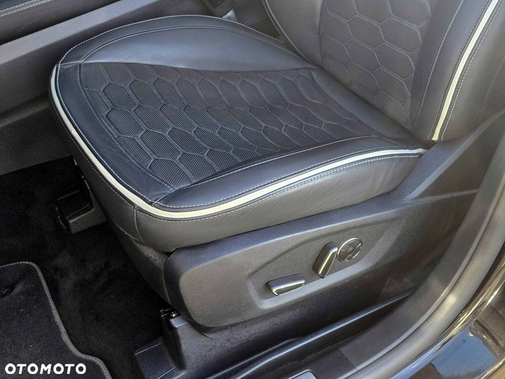 Ford S-Max - 19