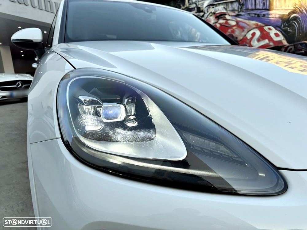 Porsche Cayenne E-Hybrid - 40