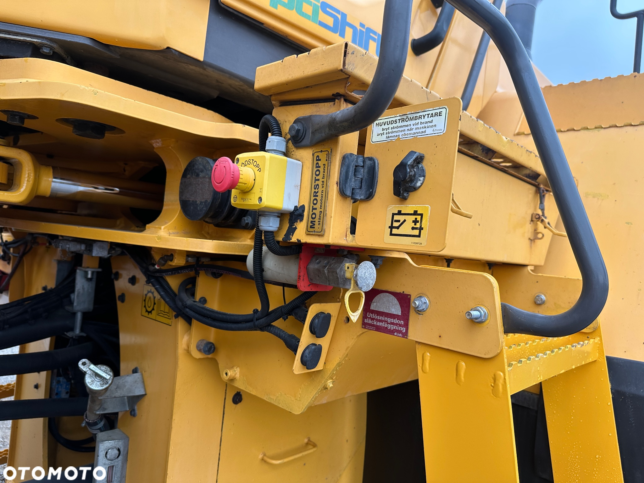 Volvo L220G 2013 rok mały przebieg zadbana fadroma system gaśniczy szybkozłącze 35 ton 370 KM LEASING 104% - 19