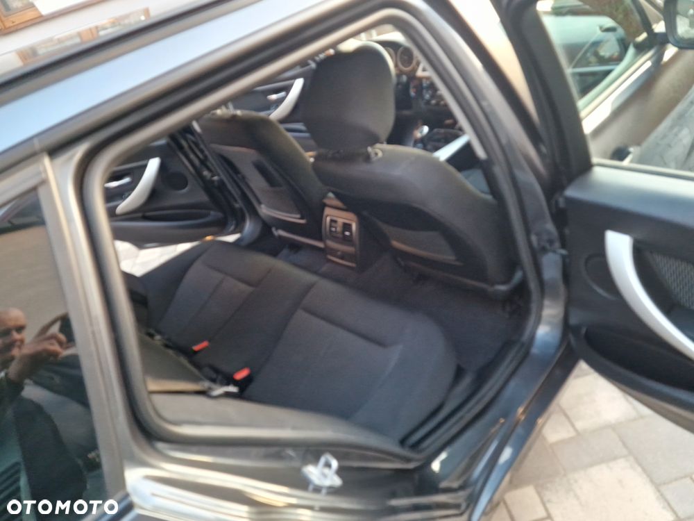 BMW Seria 3 316d Advantage - 16