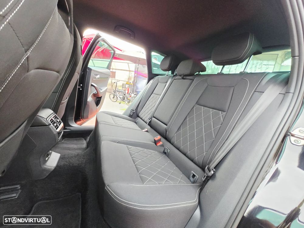 Skoda Karoq 2.0 TDI Sportline - 8