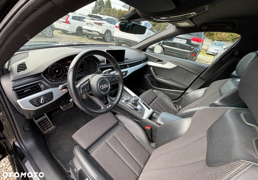 Audi A4 Limousine - 11