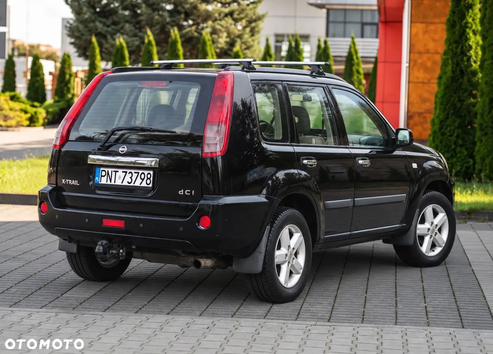 Nissan X-Trail 2.2 dCi Comfort - 4