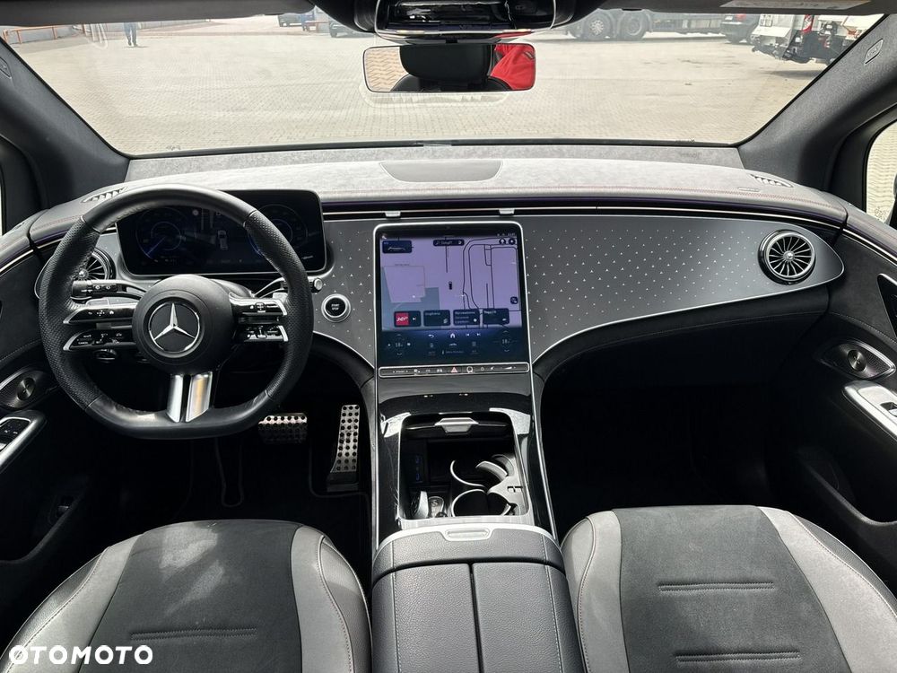 Mercedes-Benz EQE 350+ 90.5kWh Electric Art - 13