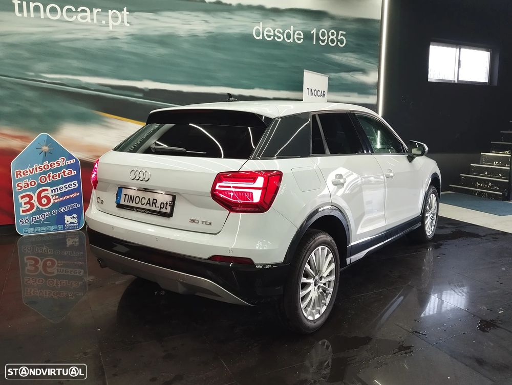 Audi Q2 30 TDI Design S tronic - 5