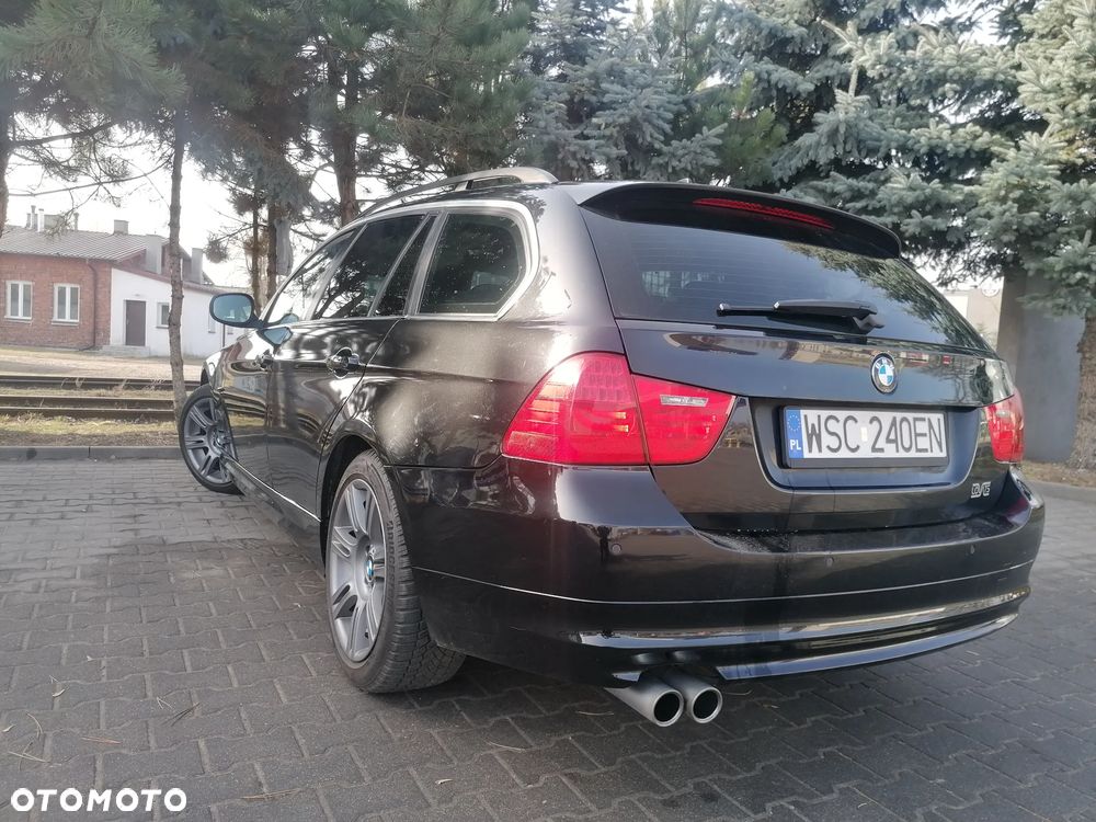 BMW Seria 3 325xi - 10