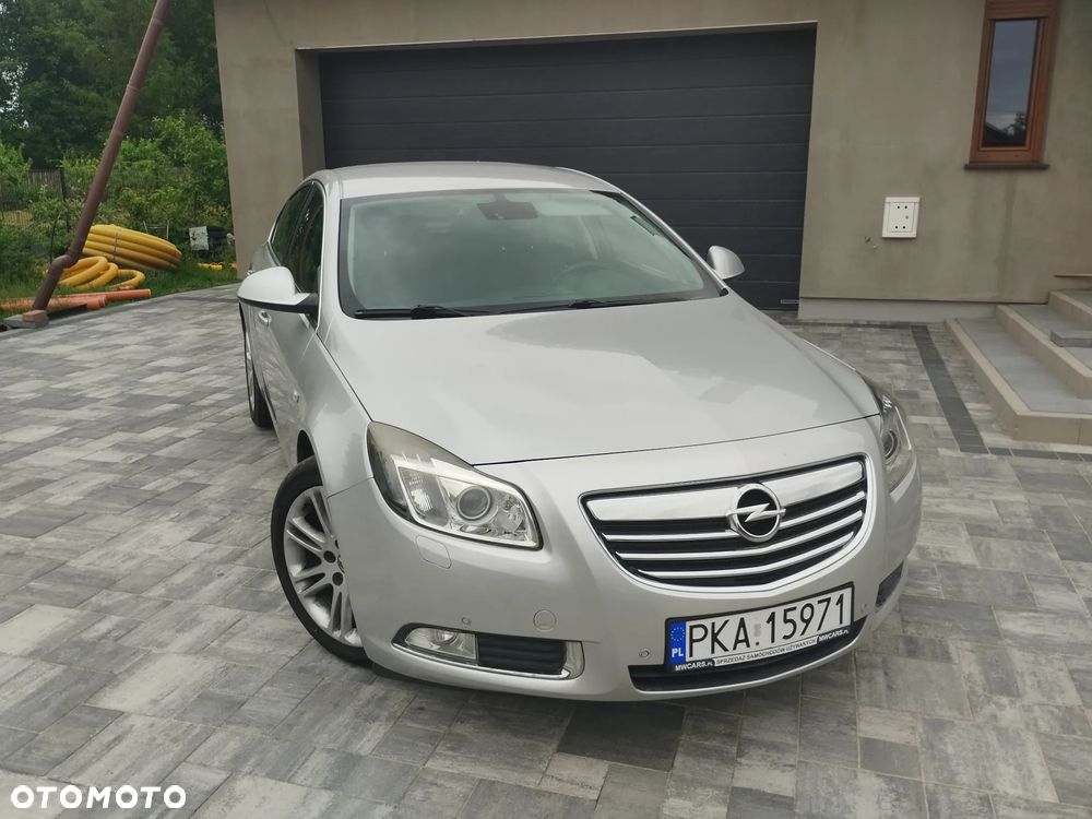 Opel Insignia - 1