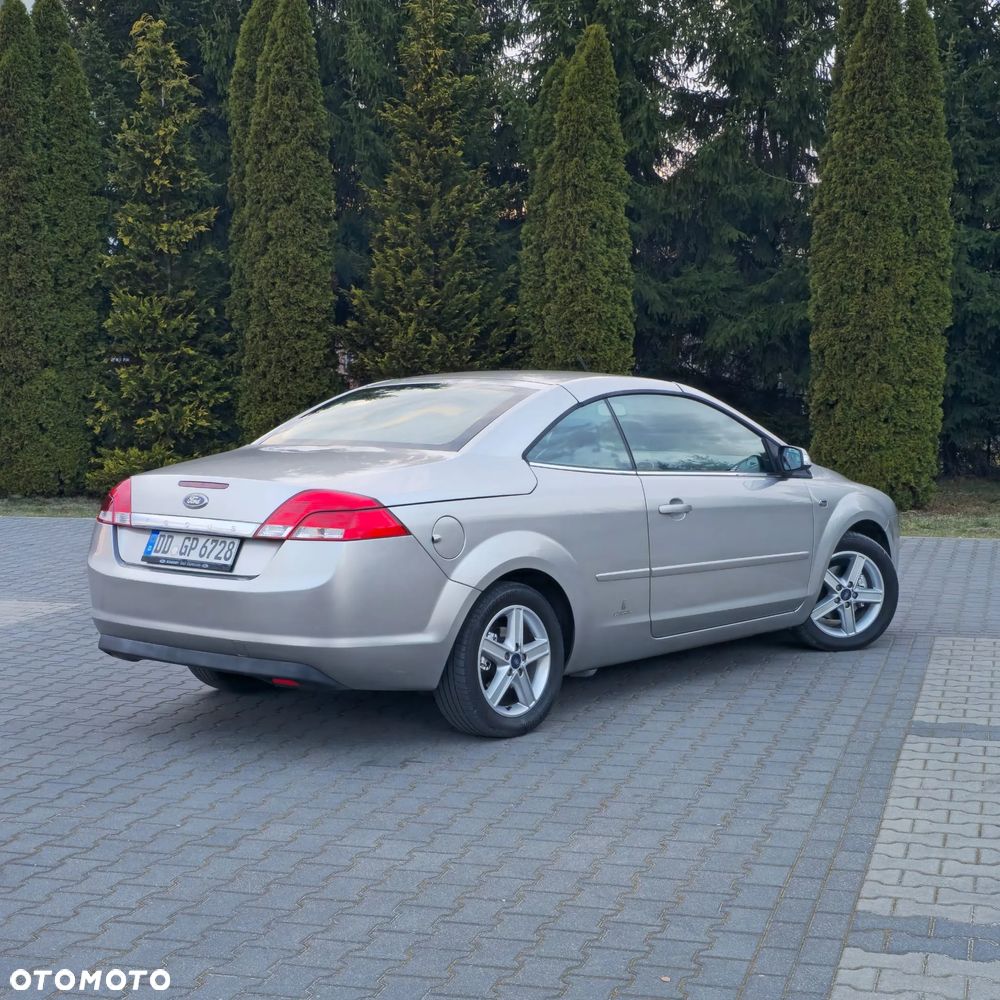 Ford Focus 1.6 16V Fun X - 21