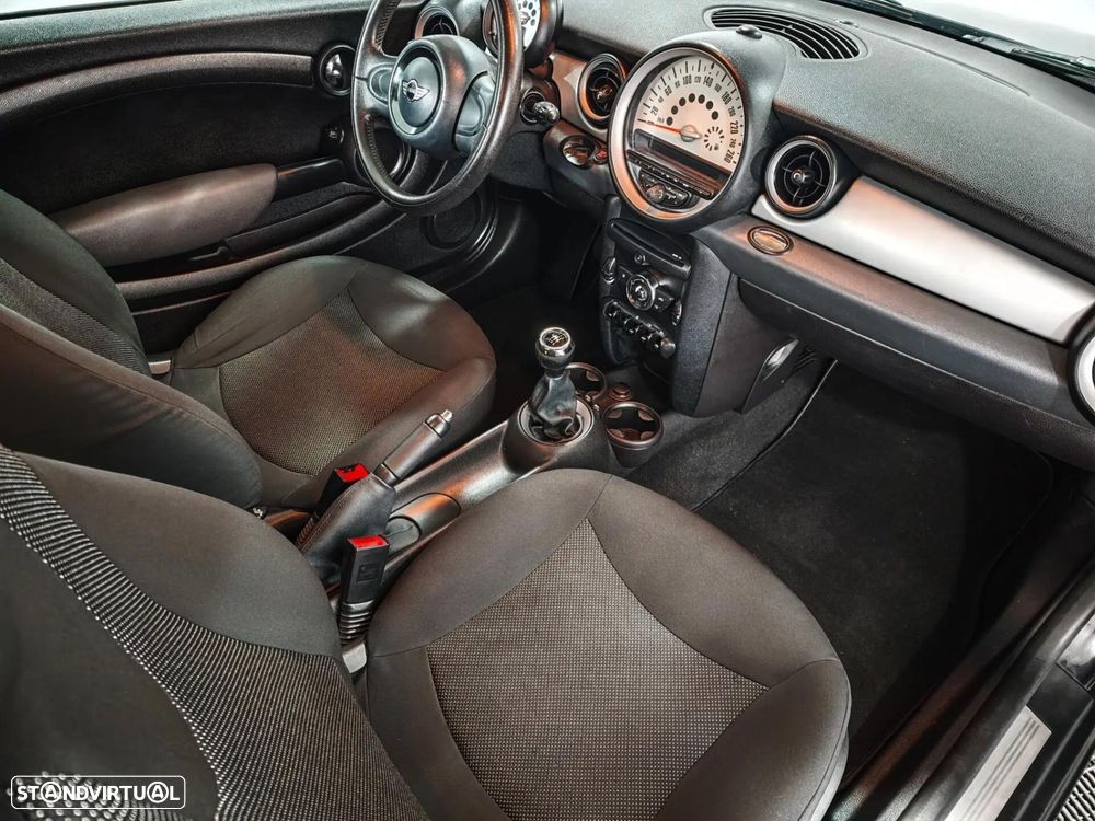 MINI 3 Portas Cooper - 23