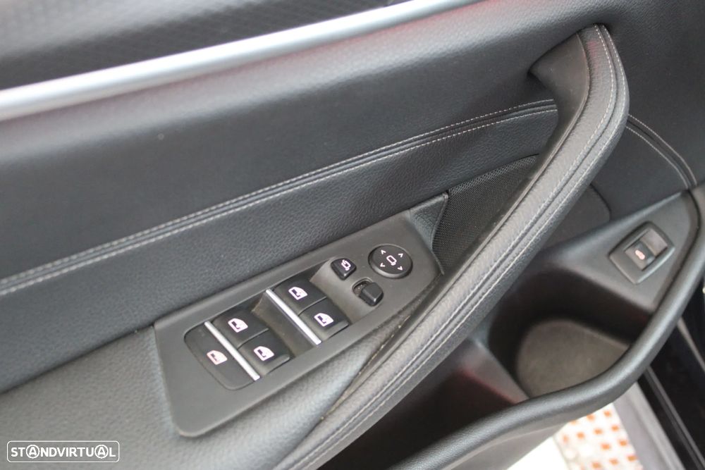 BMW 520 d Pack Desportivo M Auto - 6